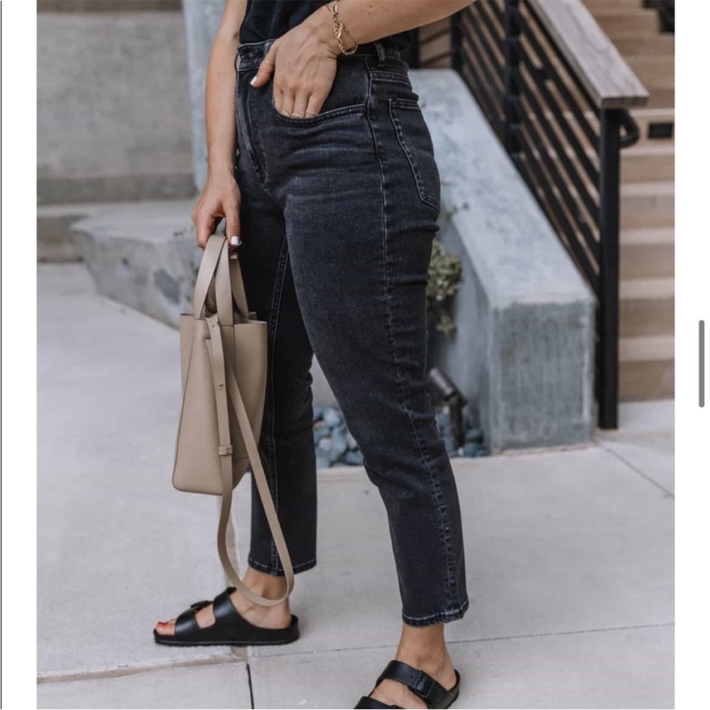 Everlane The Curvy 90s Cheeky Straight Jeans